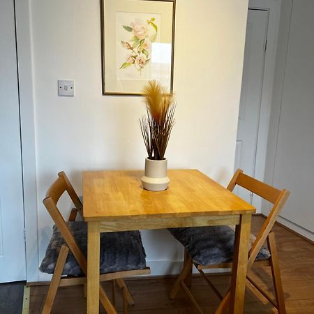 Appartement Flat In Londres Extérieur photo