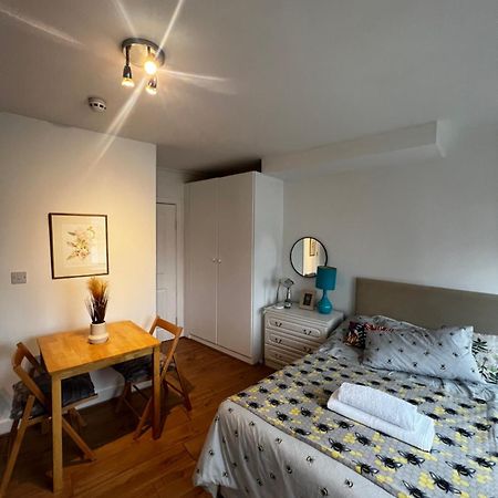 Appartement Flat In Londres Extérieur photo
