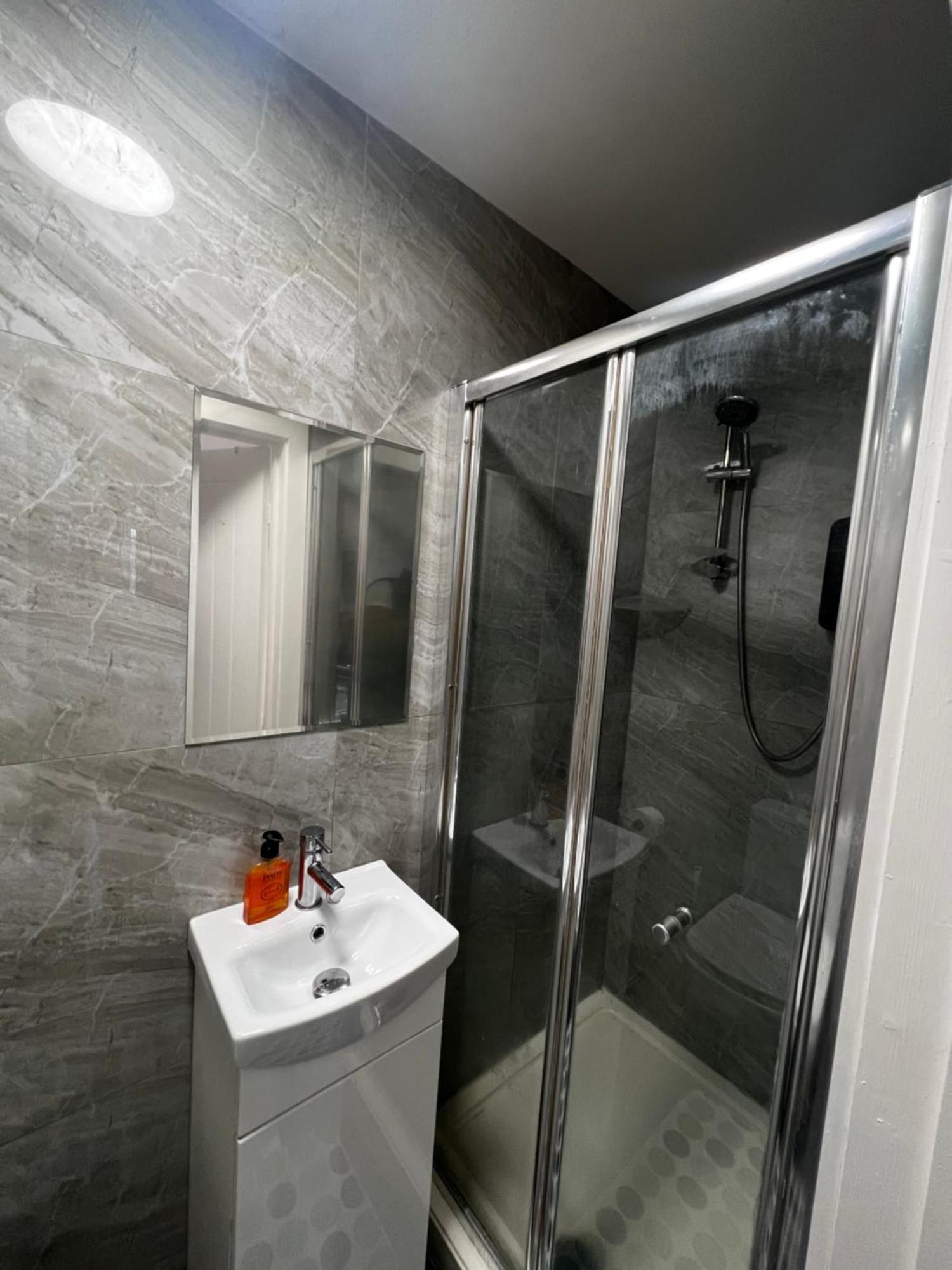 Appartement Flat In Londres Extérieur photo